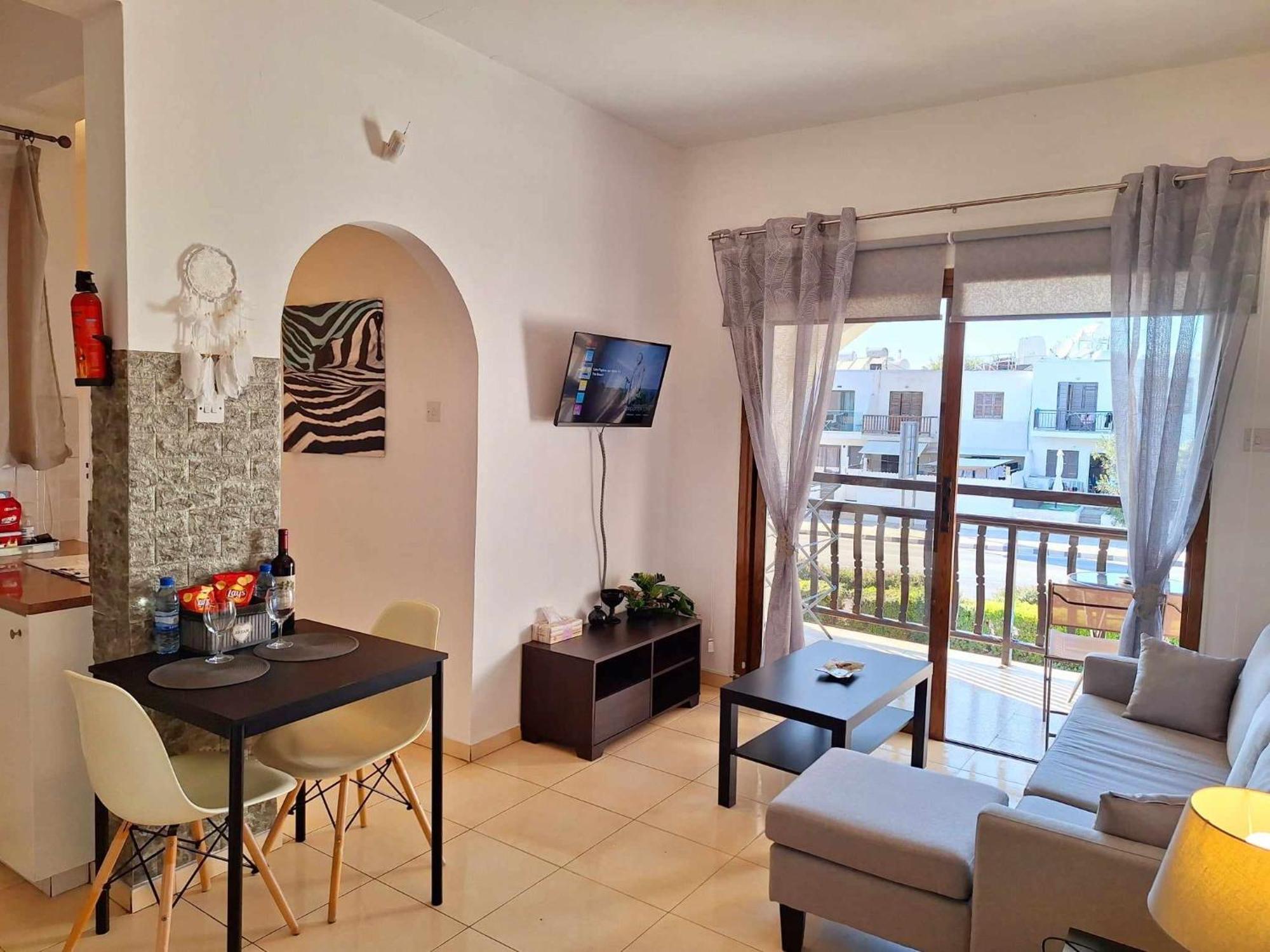 Kato Paphos Apt 400M To The Beach Екстериор снимка