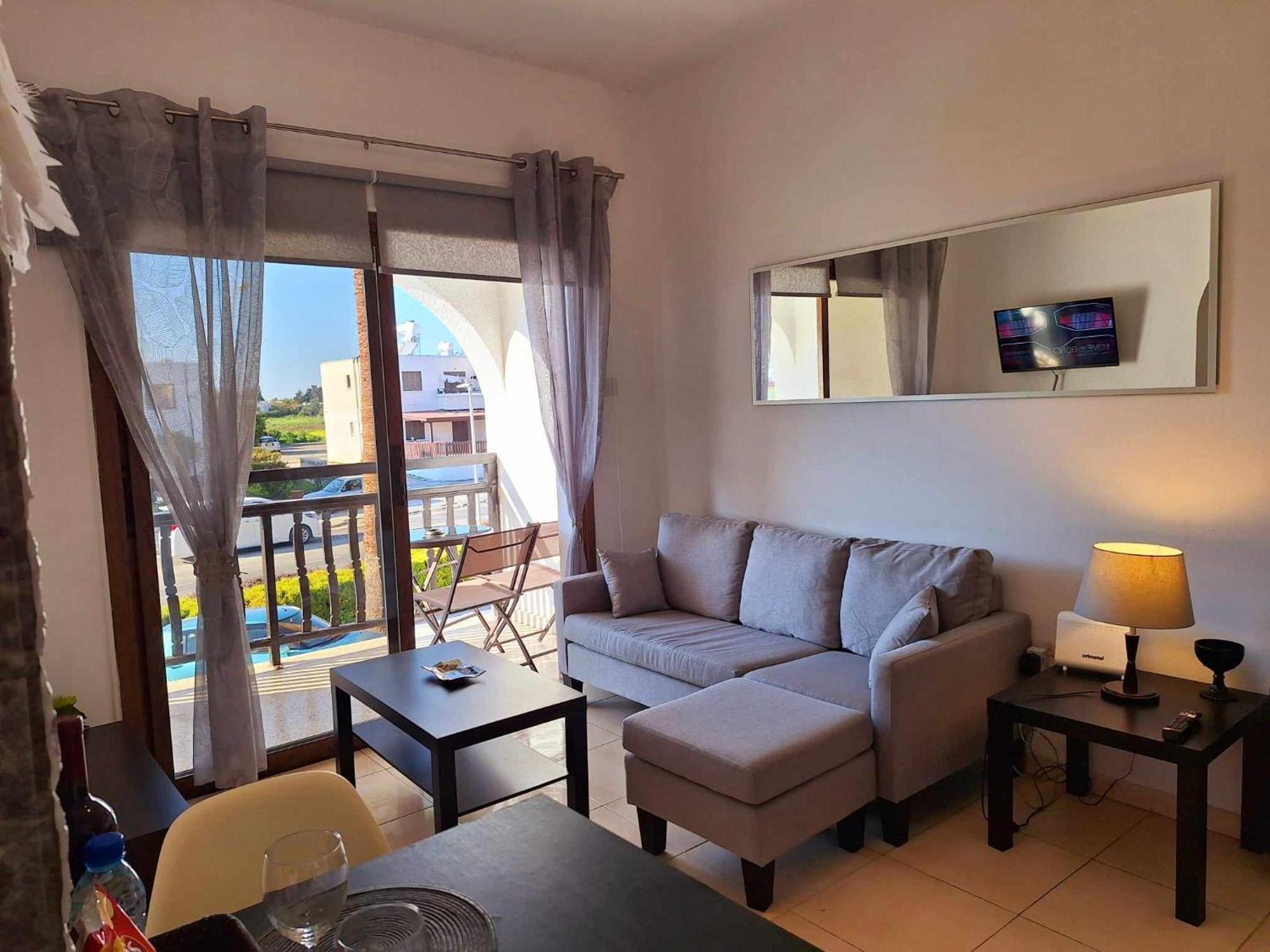 Kato Paphos Apt 400M To The Beach Екстериор снимка